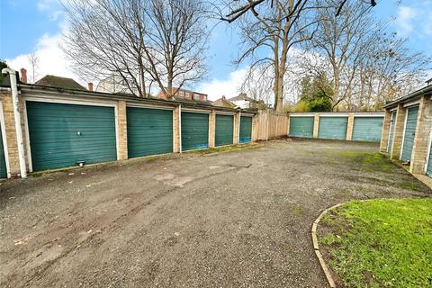 2 bedroom flat for sale, 18 The Avenue, Surbiton KT5