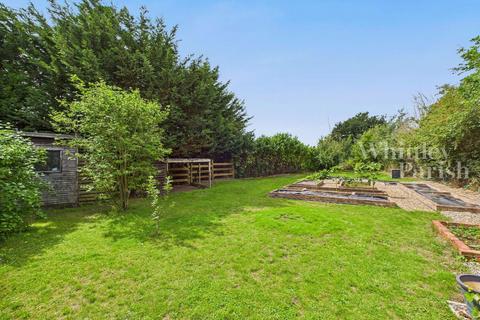 undefined, Langton Green, Eye