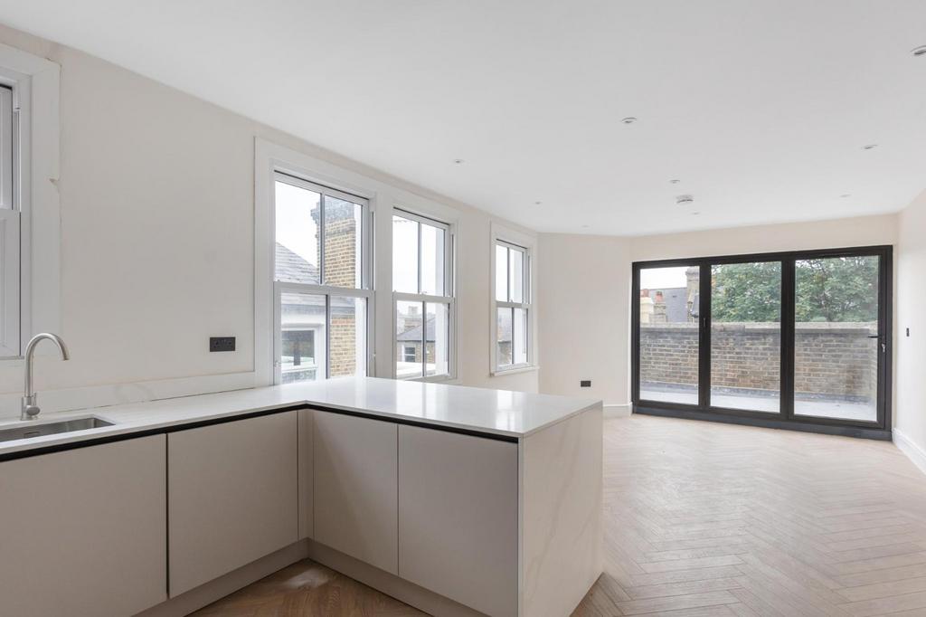 Kitchen/Reception