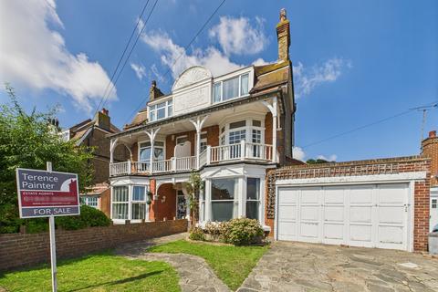 Gladstone Road, Broadstairs, CT10