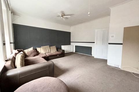 2 bedroom flat for sale, Westbourne Avenue, Bensham, Gateshead, Tyne and Wear, NE8 4NP