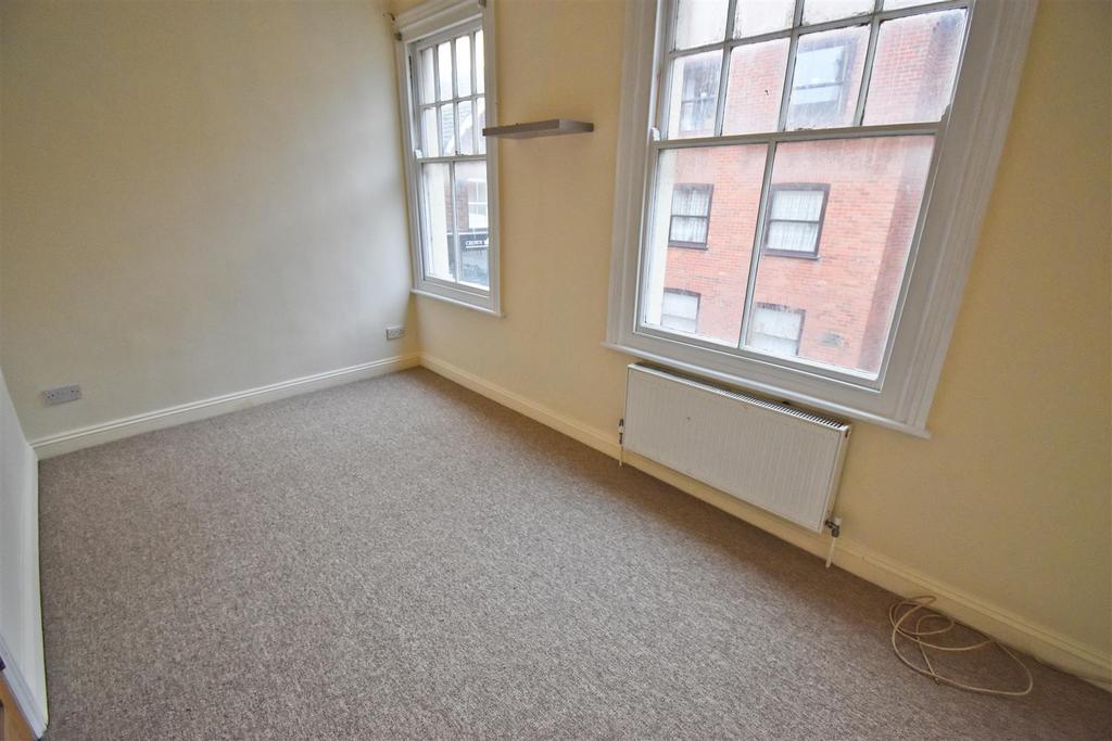 Bedroom Front 2.jpg