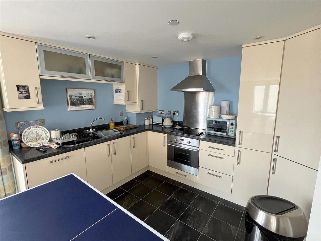 Kitchen.jpg