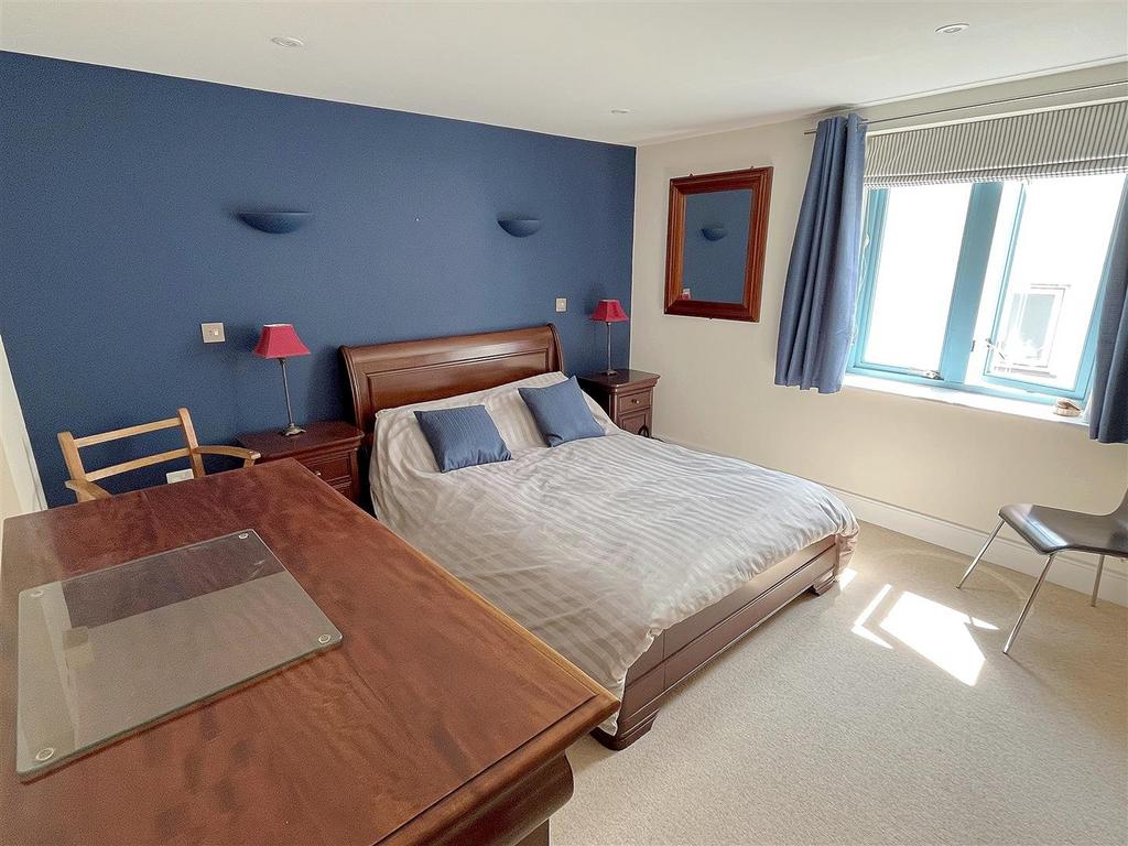Bedroom One.jpg