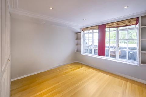 3 bedroom apartment for sale, Rutland Gate, London, SW7