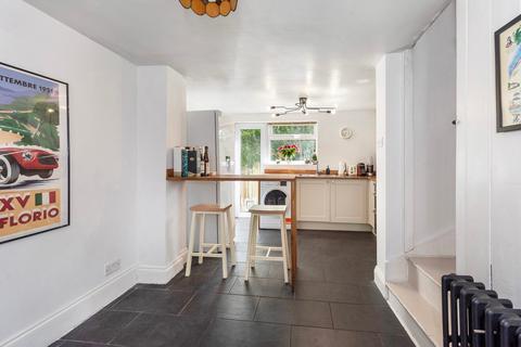 2 bedroom end of terrace house for sale, London Road, SEVENOAKS, TN13