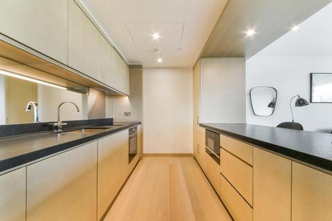 2 bedroom flat to rent, Legacy Building, Embassy Gardens, London, SW11