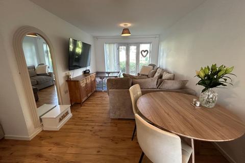 2 bedroom flat for sale, Philmont Court, Coventry, CV4