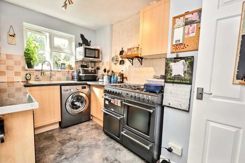 18 Blyth Way, Salisbury, SP1 3HU