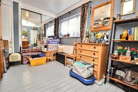 18 Blyth Way, Salisbury, SP1 3HU