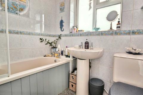 18 Blyth Way, Salisbury, SP1 3HU