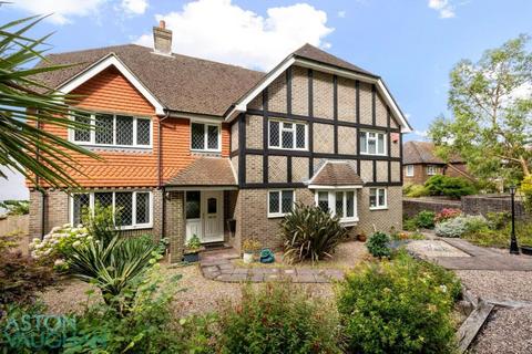 undefined, Surrenden Crescent, Brighton BN1