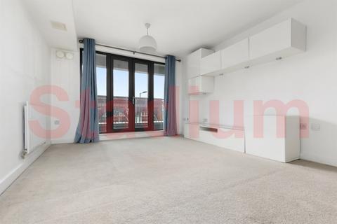 2 bedroom flat for sale, Caledonian Road N7 - EPC Rating B