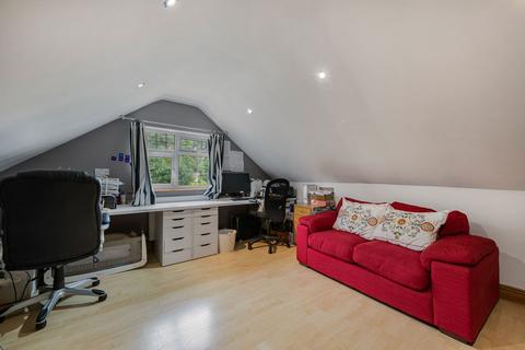 4 bedroom detached house for sale, The Copse Fetcham