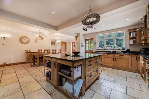 4 bedroom detached house for sale, The Copse, Fetcham