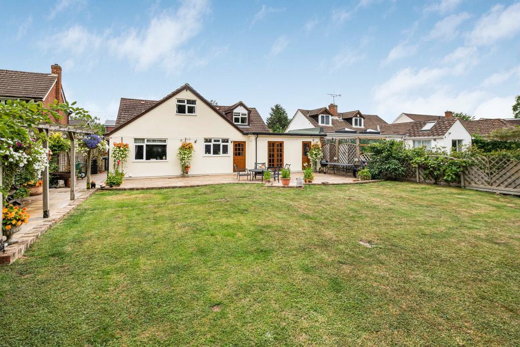 House exterior, garden
