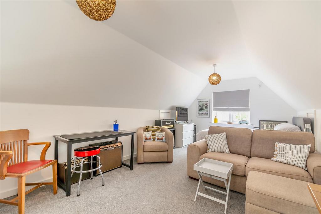 8657641-interior27.jpg