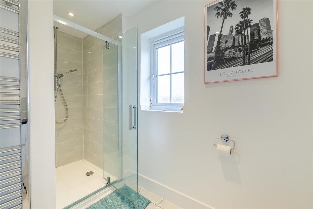 8657641-interior25.jpg