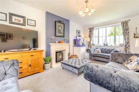 5 bedroom detached house for sale, Chapelfield Way, Allington, Maidstone
