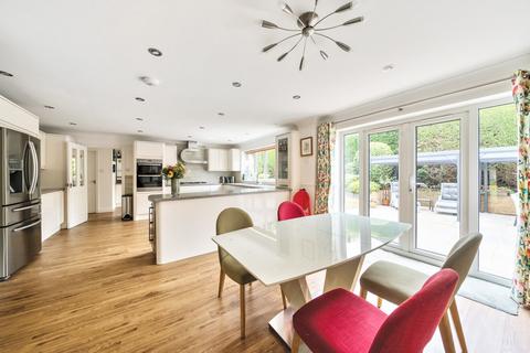 6 bedroom detached house for sale, Mayflower Road, Hampshire GU35