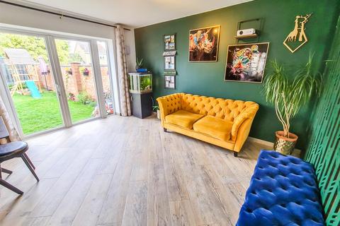 15 Willow Brook Road, Corby, NN17 2EB