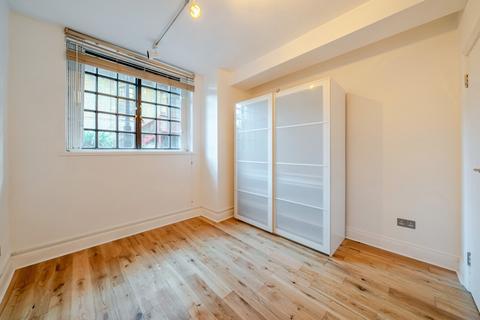 1 bedroom flat for sale, Battersea Park Road, Battersea, London, SW11