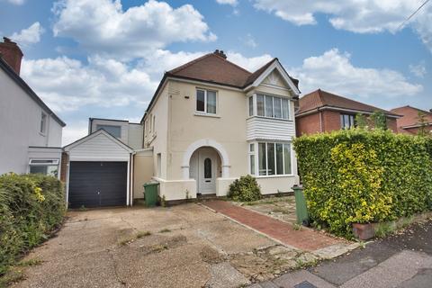 undefined, Wear Bay Crescent, Folkestone, Kent, CT19