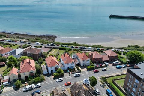 undefined, Wear Bay Crescent, Folkestone, Kent, CT19