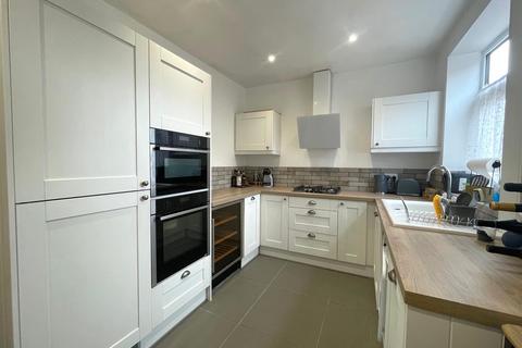 3 bedroom semi-detached house for sale, Singleton Grove, Westhoughton, Bolton