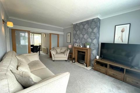 3 bedroom semi-detached house for sale, Singleton Grove, Westhoughton, Bolton