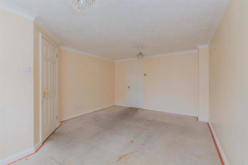 51 Copse Close-8.jpg