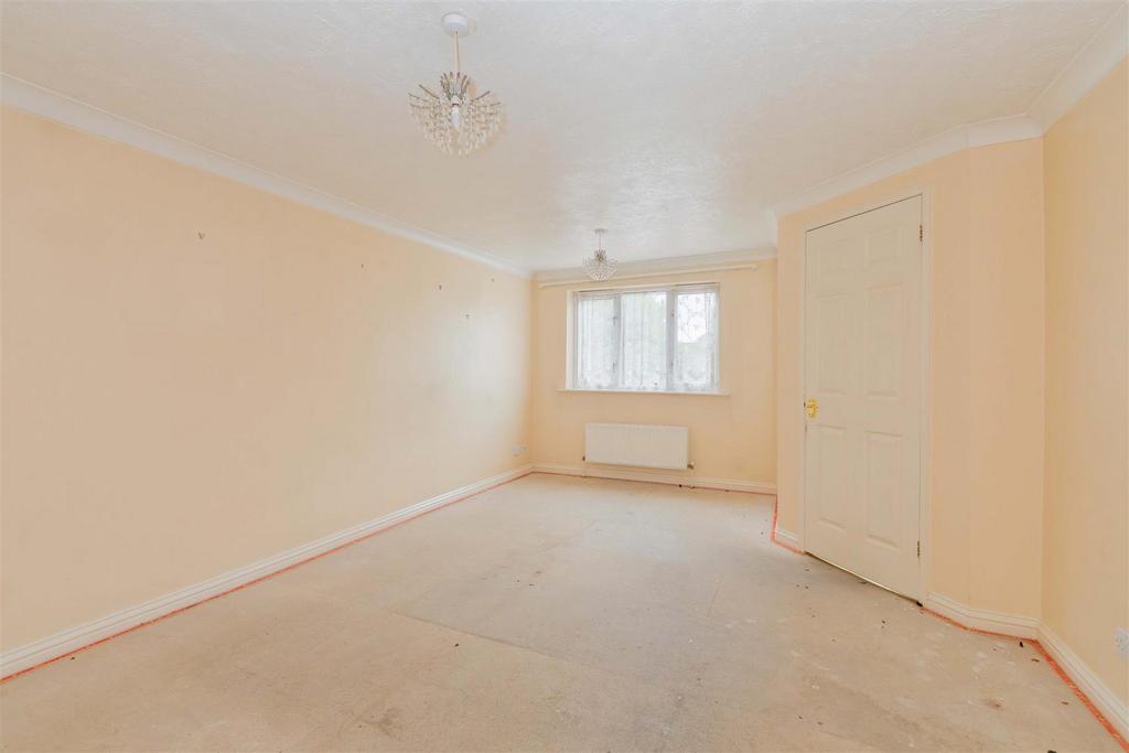 51 Copse Close-9.jpg