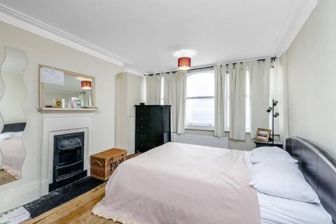 undefined, Rosebery Avenue, Clerkenwell, London, EC1R