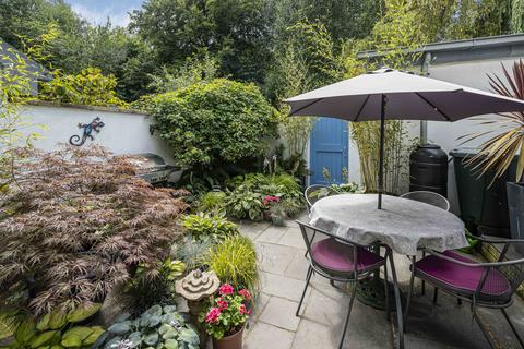 5 Heath Way, Totnes, TQ9 5GP