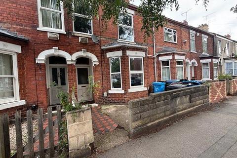 3 bedroom terraced house to rent, Ella Street, Newland Avenue, Hull, East Yorkshire, HU5