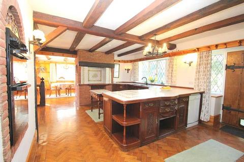 undefined, Sylvan Avenue, Hornchurch, RM11