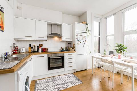1 bedroom flat to rent, Archway Road, Highgate, London, N6