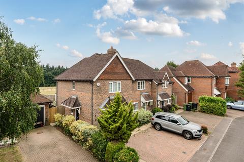 9 Morrison Close, Upper Basildon, Reading, RG8 8LL