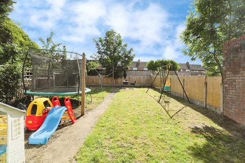 37 Manor Road, Dinnington, Sheffield, S25 2QJ
