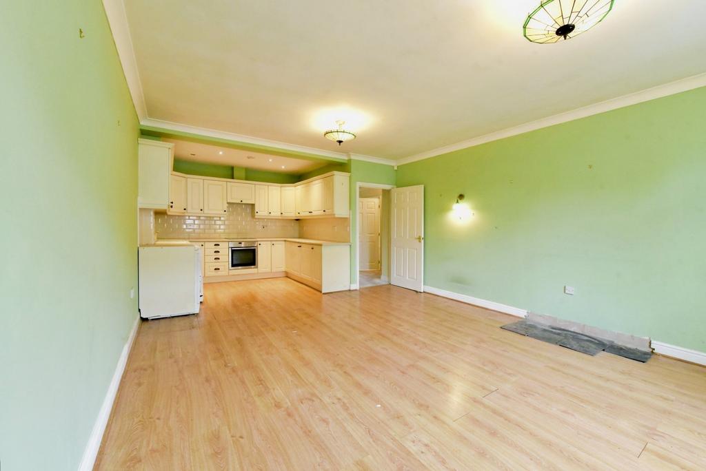 Lounge/Kitchen
