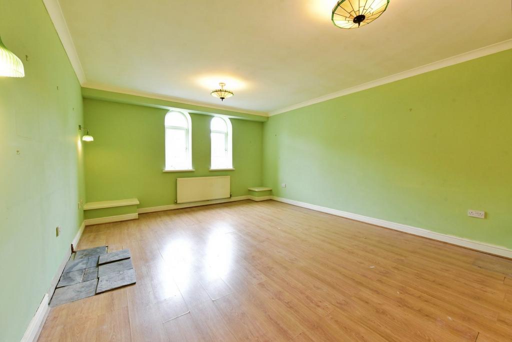 Lounge/Kitchen