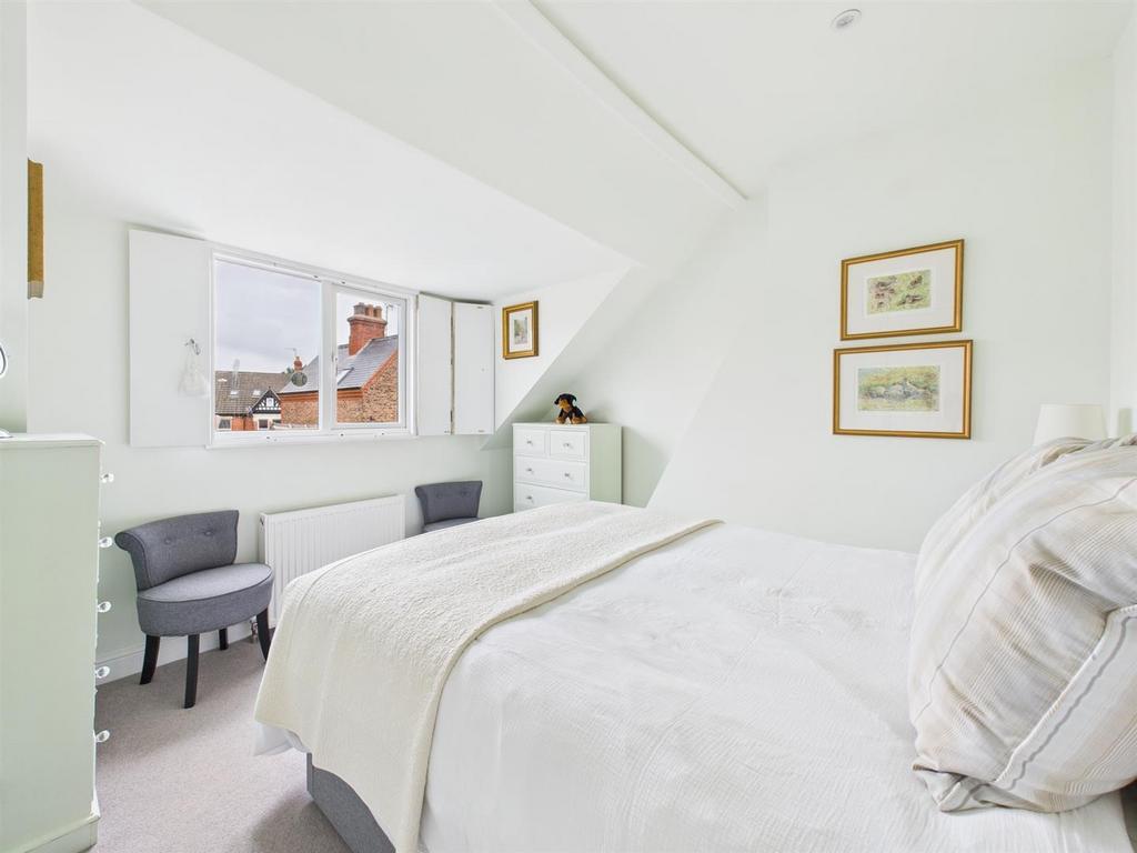 Bedroom:
