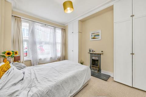 2 bedroom maisonette for sale, Tynemouth Road, Mitcham CR4