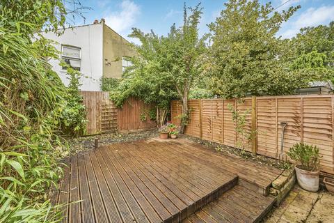 2 bedroom maisonette for sale, Tynemouth Road, Mitcham CR4