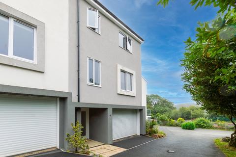 undefined, Rhes Medan, Criccieth, Gwynedd, LL52