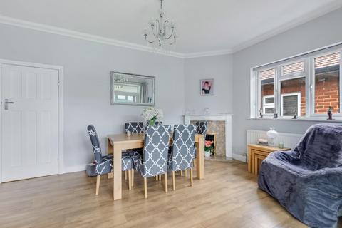 146 Meadow Walk, Epsom, KT19 0BA