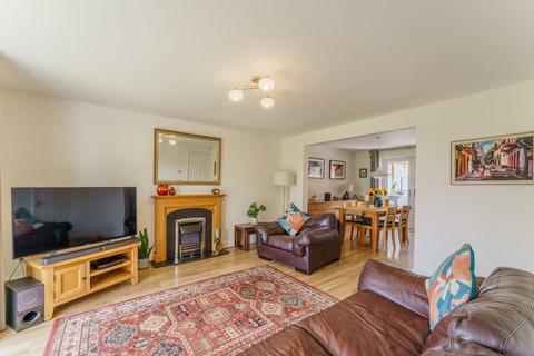 44 Station Road, Wressle, Selby, YO8 6ES