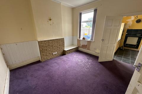 2 bedroom end of terrace house for sale, Blackpool Street, Burton-on-Trent, DE14