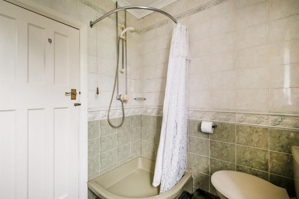 85 Highwood Gardens-11 web.jpg