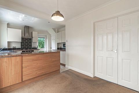 2 Oakfield Crescent, Tonteg, Pontypridd, CF38 1NG